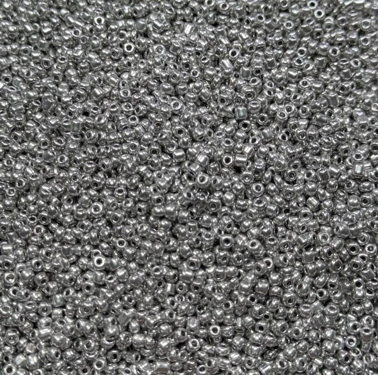 Silver (8/0)