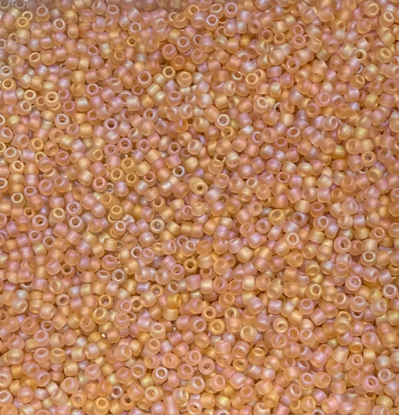 Frosted Peach(8/0)
