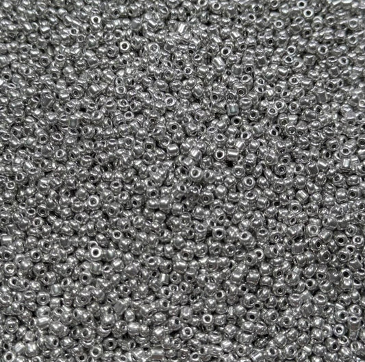 Silver (8/0)