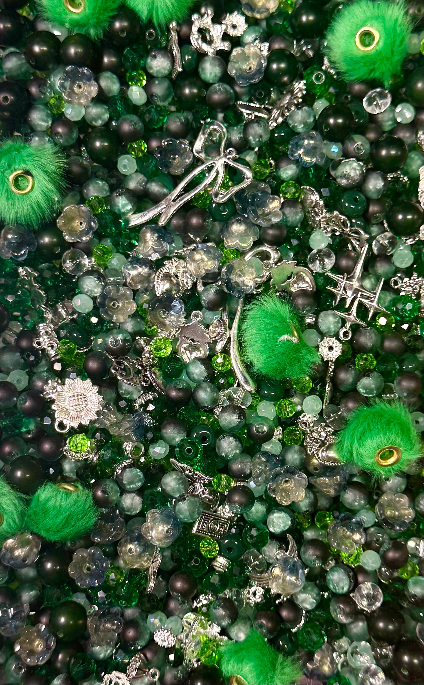 M111 (Midnight MistleToe)